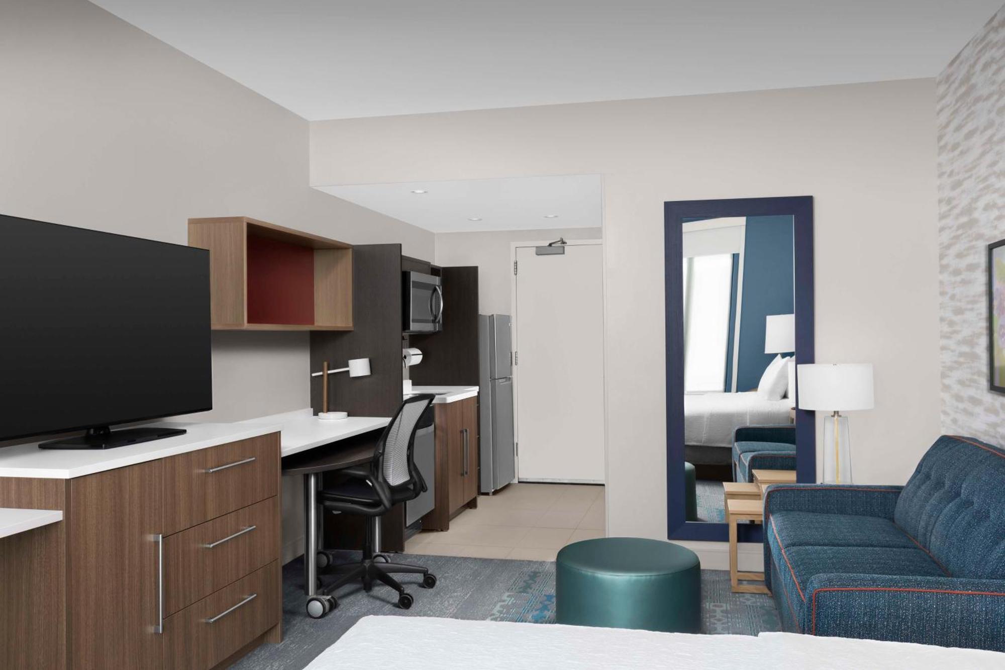 Home2 Suites By Hilton Falls Church Εξωτερικό φωτογραφία