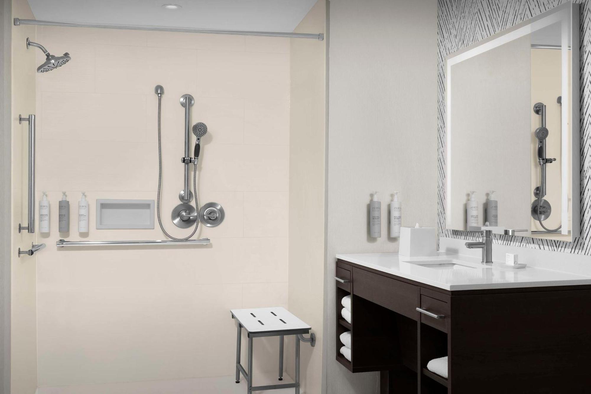 Home2 Suites By Hilton Falls Church Εξωτερικό φωτογραφία